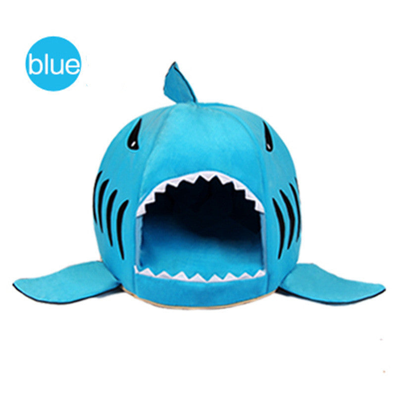 Cozy Shark Dog Bed | Where Comfort Meets Classic Cinema